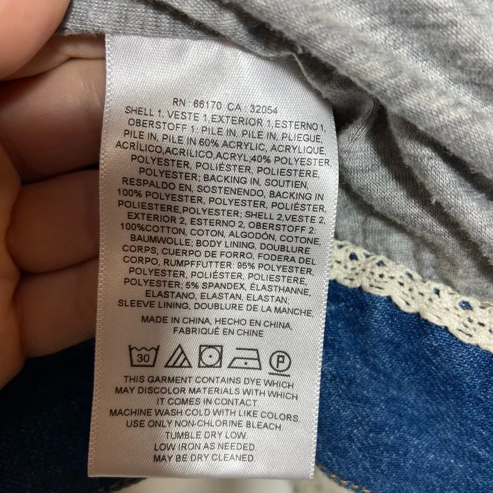Pilcro and the Letterpress Anthropologie Sherpa & Denim Trucker Jacket S